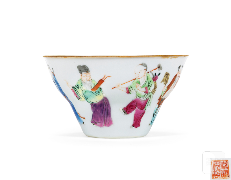 清嘉庆 粉彩八仙图折腰茶圆